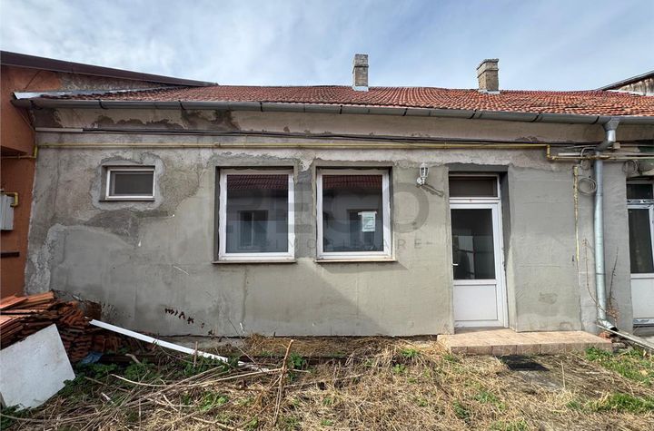 Casă - 2 camere de vanzare CENTRAL - Bihor anunturi imobiliare Bihor