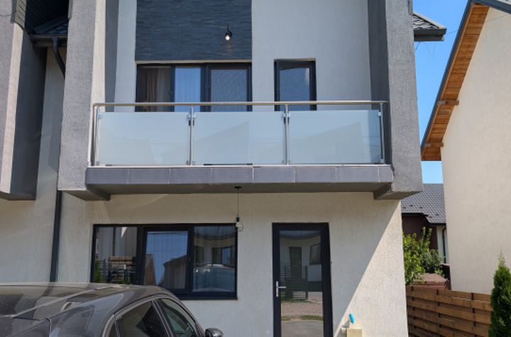 Vilă - 4 camere de vanzare VALEA ADANCA - Iasi anunturi imobiliare Iasi