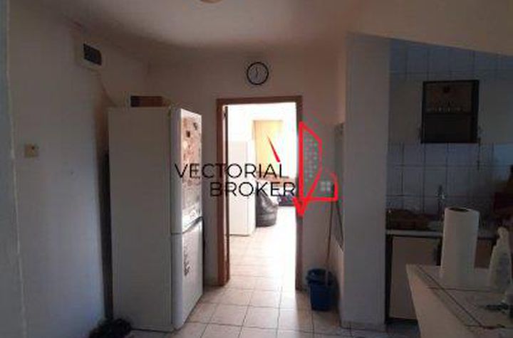 Apartament 3 camere de vanzare DRISTOR - Bucuresti anunturi imobiliare Bucuresti
