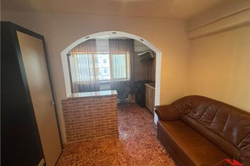 Apartament 2 camere de vanzare ULTRACENTRAL - Vrancea anunturi imobiliare Vrancea