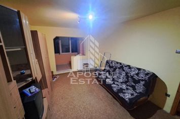 Apartament cu o camera in zona Steaua, centrala termica anunturi imobiliare Timis