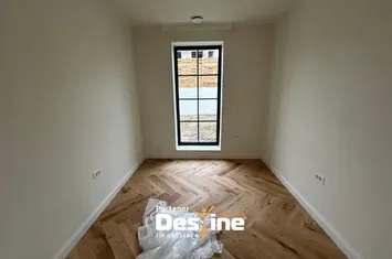 Vilă - 5 camere de vanzare REDIU - Iasi anunturi imobiliare Iasi