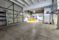 2.800 €, Spațiu industrial