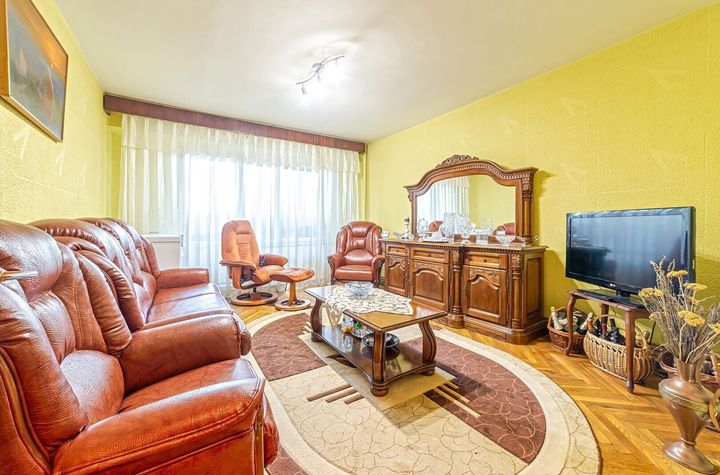 De închiriat apartament 3 camere - tip Samantha - Polivalentă anunturi imobiliare Arad