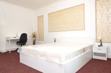 Garsonieră de inchiriat UNIRII - Bucuresti anunturi imobiliare Bucuresti
