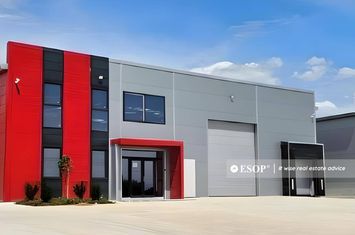 Spațiu industrial de vanzare CHITILA - Bucuresti anunturi imobiliare Bucuresti