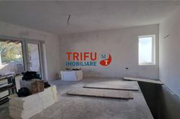 Casă - 4 camere de vanzare CENTRAL - Alba anunturi imobiliare Alba