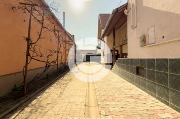 Casă - 4 camere de vanzare SIBIU - Sibiu anunturi imobiliare Sibiu