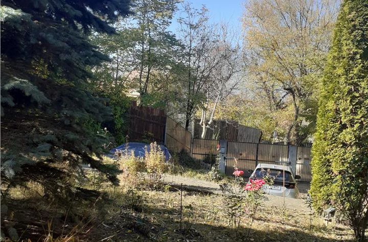 Vilă - 4 camere de vanzare CENTRAL - Brasov anunturi imobiliare Brasov