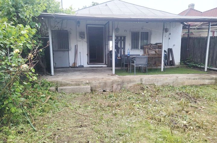 VANZARE CASA 3 CAMERE - URZICENI - STR. POSTEI anunturi imobiliare Ialomita