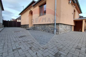 Casă cu 3 camere de inchiriat pe Str.Teliuc/Sibiu anunturi imobiliare Sibiu