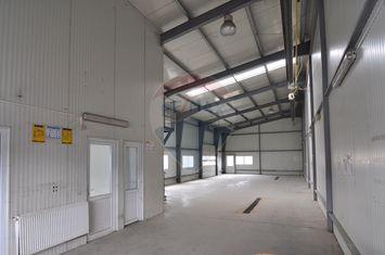 Spațiu industrial de închiriat, 248 mp la șosea anunturi imobiliare Valcea