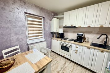 Apartament 2 camere de vanzare CETATE - Alba anunturi imobiliare Alba