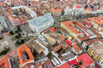 Clădire ultracentrală Arad | lângă Teatru | NU este Monument! anunturi imobiliare Arad