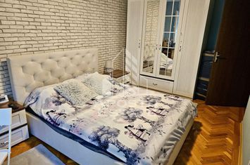 Apartament 3 camere,etaj 2,zona Gh,Lazar anunturi imobiliare Timis