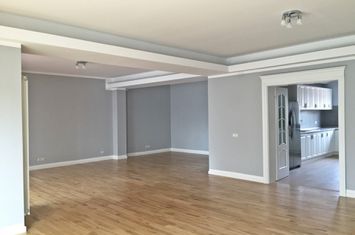 Vila 6 dormitoare | complex  rezidential cu teren de tenis | Iancu Nicolae anunturi imobiliare Bucuresti