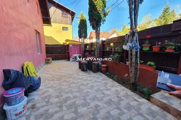 Apartament cu 3 camere de vanzare in Azuga (zona Centrala) anunturi imobiliare Prahova