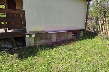 Teren cu Casuta de lemn in Sotrile (langă Valea Doftanei) anunturi imobiliare Prahova