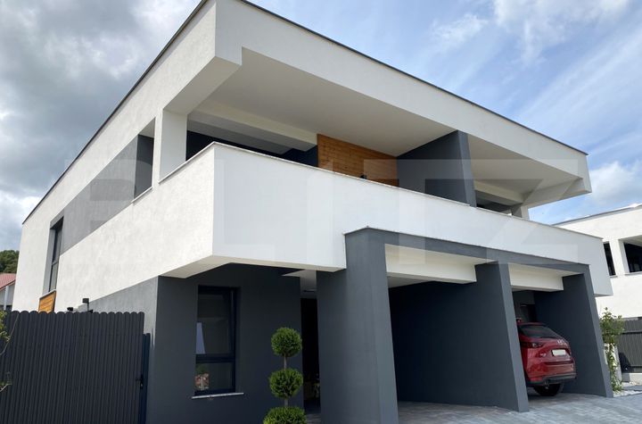 Vilă - 4 camere de vanzare CHINTENI - Cluj anunturi imobiliare Cluj