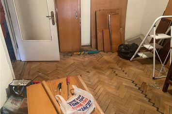 Apartament 3 camere de vanzare CENTRAL - Vrancea anunturi imobiliare Vrancea