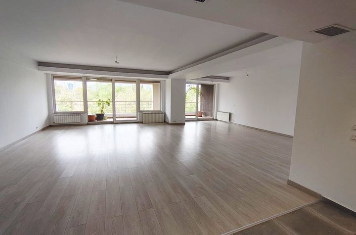 Brand NEW apartment with Herastrau Park view anunturi imobiliare Bucuresti