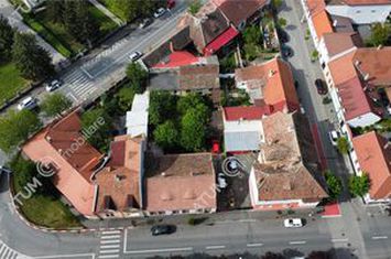 Casă - 7 camere de vanzare PIATA CLUJ - Sibiu anunturi imobiliare Sibiu