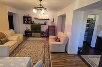 Apartamnet cu 2 camere de vanzare in Sinaia anunturi imobiliare Prahova