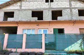 Casa si teren 1999 mp DOICESTI, DAMBOVITA anunturi imobiliare Dambovita