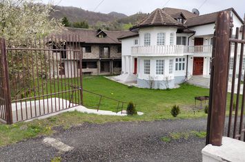 Casa cu 5 camere + teren intravilan de 1209 mp in Iscroni- Aninoasa anunturi imobiliare Hunedoara