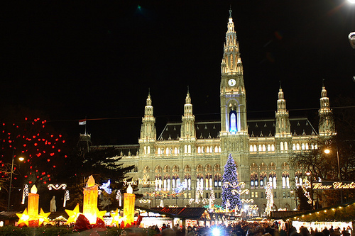 14871-christmas_market_in_vienna.jpg
