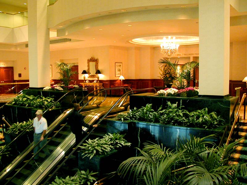 15523-marriott_brooklyn_lobby.jpg