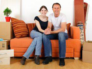 17559-couple-in-apartment_51900c43ca.jpg