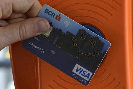 20693-1105181432_card_debit_bcr_ratb_zambet_contactle.jpg