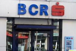 20705-1107111331_bcr_card_comisioane.jpg