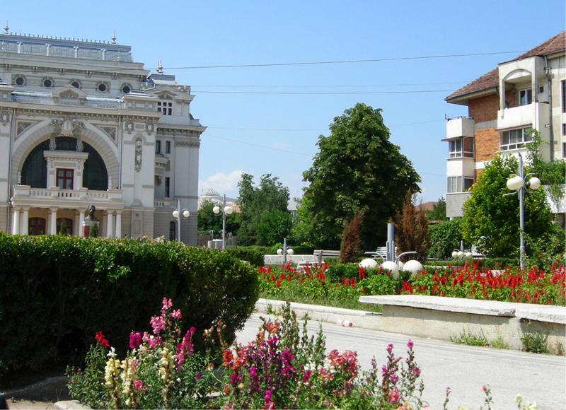 20961-focsani_theater.jpg