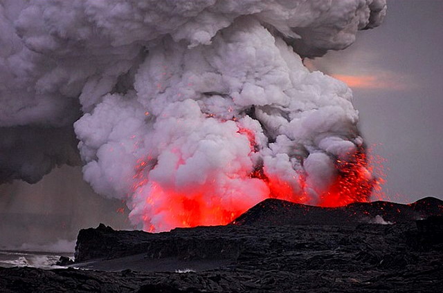 21428-6_kilauea.jpg