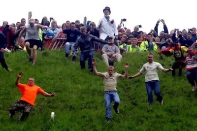 23065-gloucester_cheese_rolling_festival.jpg