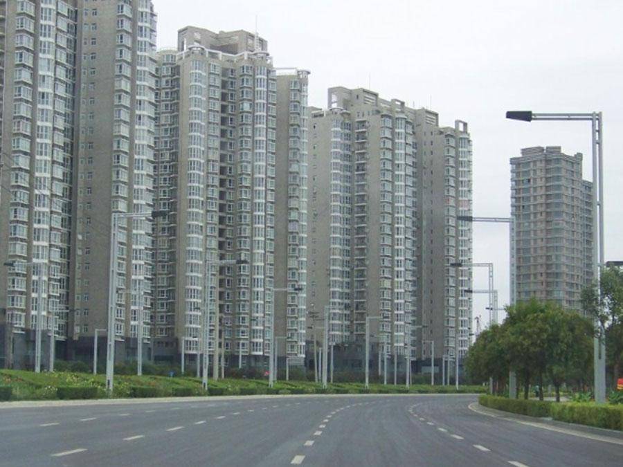 24221-zhengzhou-new-district-residential-towers-empty.jpg