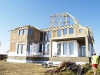 Vila de lux din Buftea cu casa de vacanta la munte si elicopter cadou a ajuns sa coste cu 50% mai putin