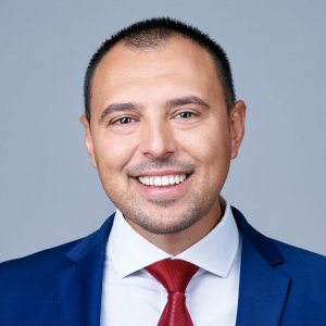 Victor Ion